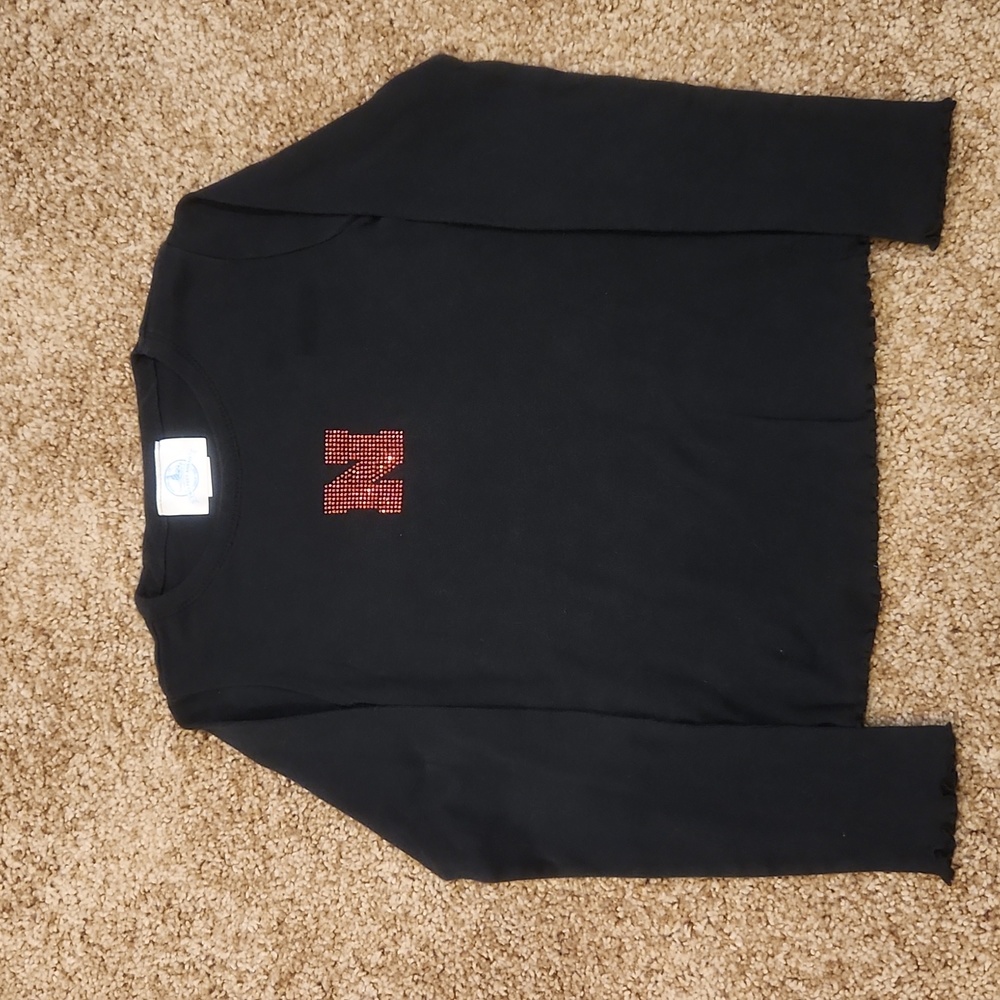 Girls Husker long sleeve shirt, size medium